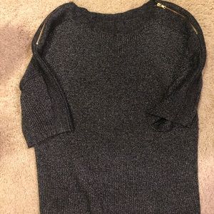 Women’s short sleeve top